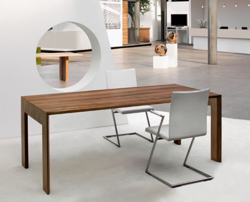 Scholtissek - Stilvolle Tische & Stühle, handgefertigt aus Holz, im Einrichtungshaus Christmann